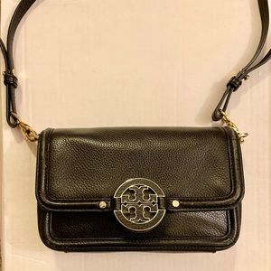Like new Tory Burch purse